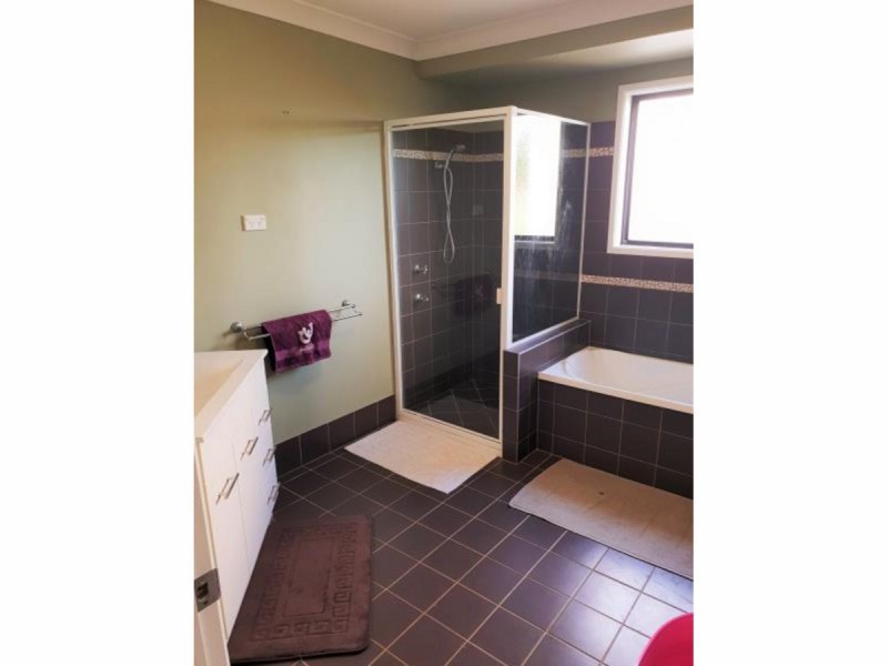 49 O’Brien Road, Alton Downs QLD 4702